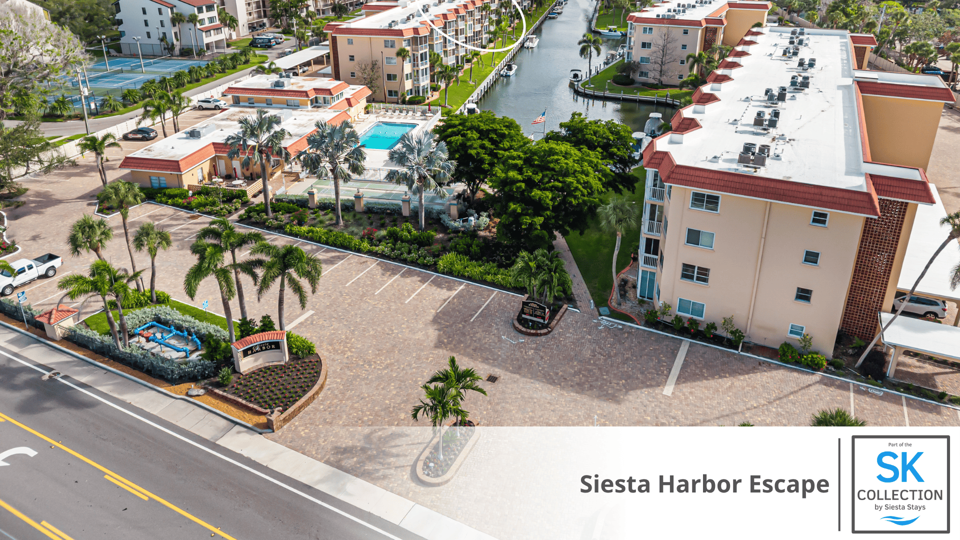 Entrance to Siesta Harbor