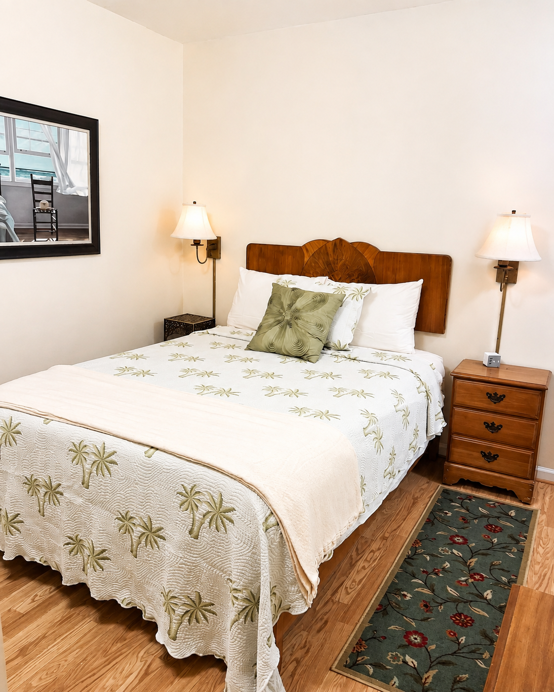 Master with Queen bed and flat TV
