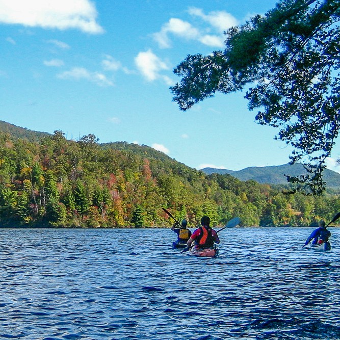Kayaking on Norris Lake