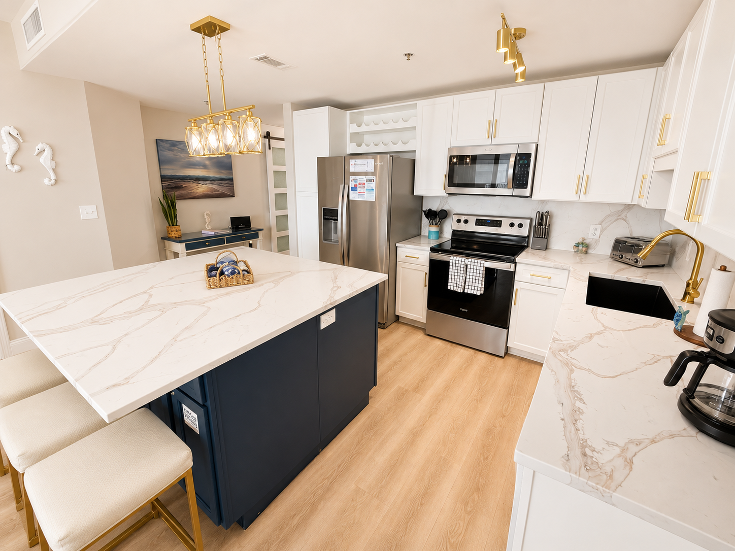 Beautifully updated kitchen