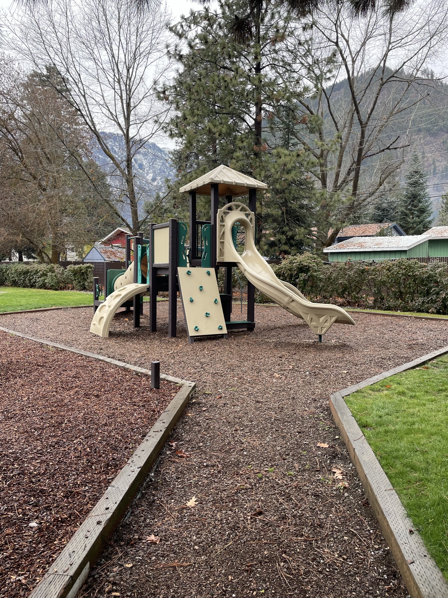 Play ground stucture