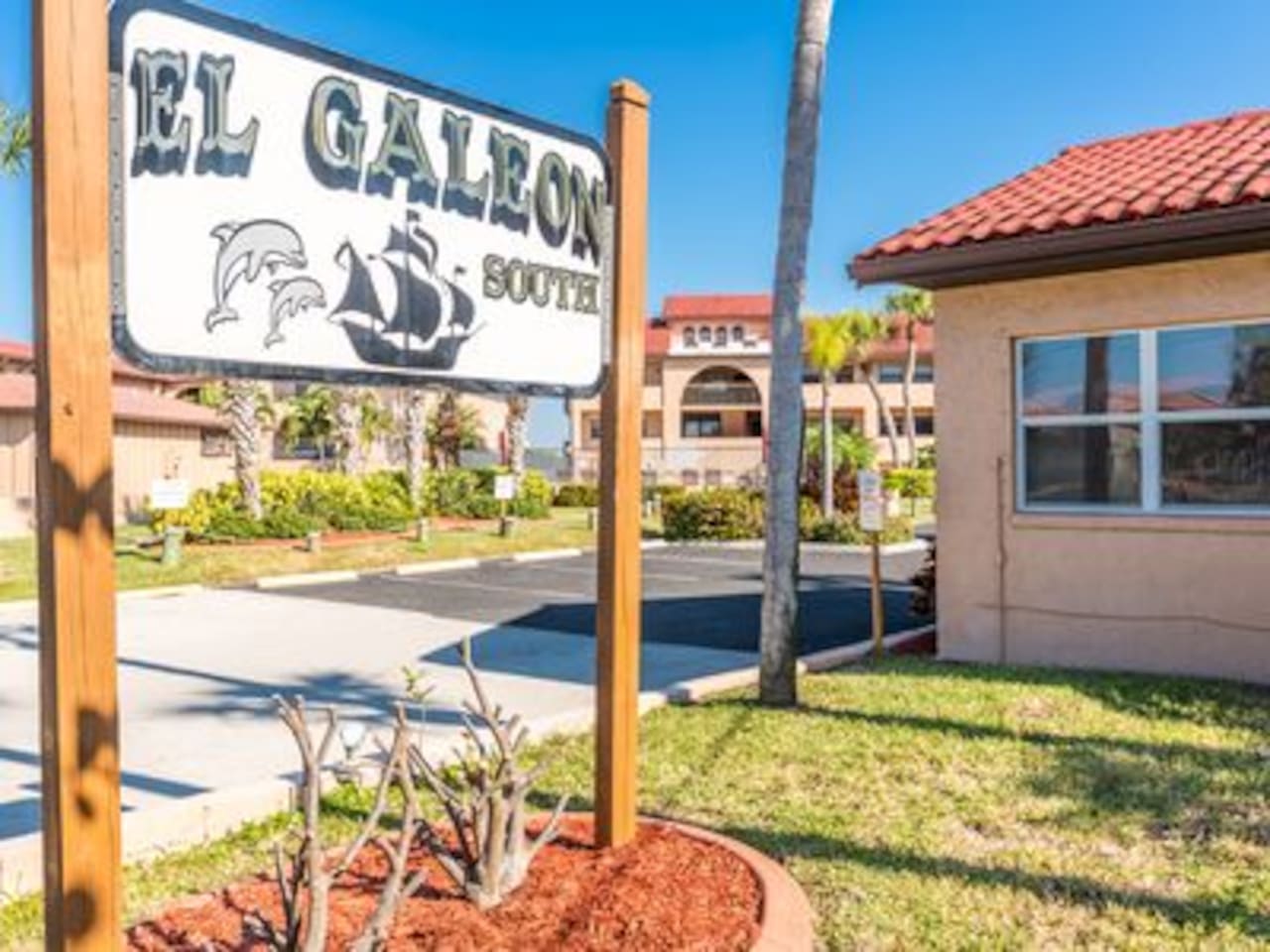 EL GALEON SOUTH