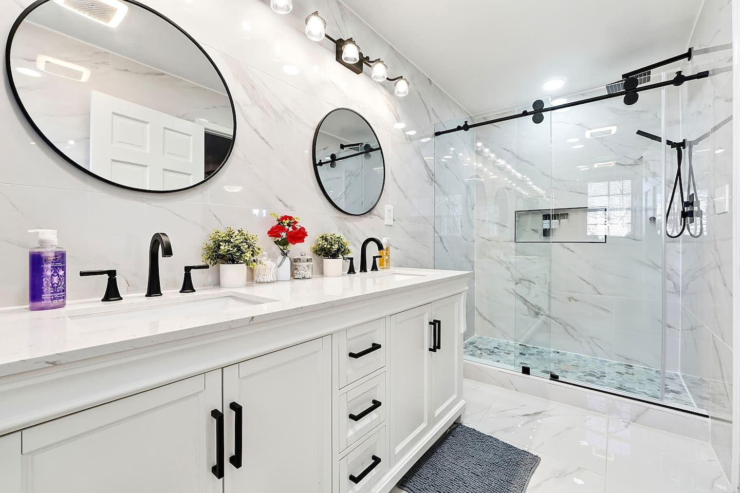Private ensuite bathroom for Bedroom #2.