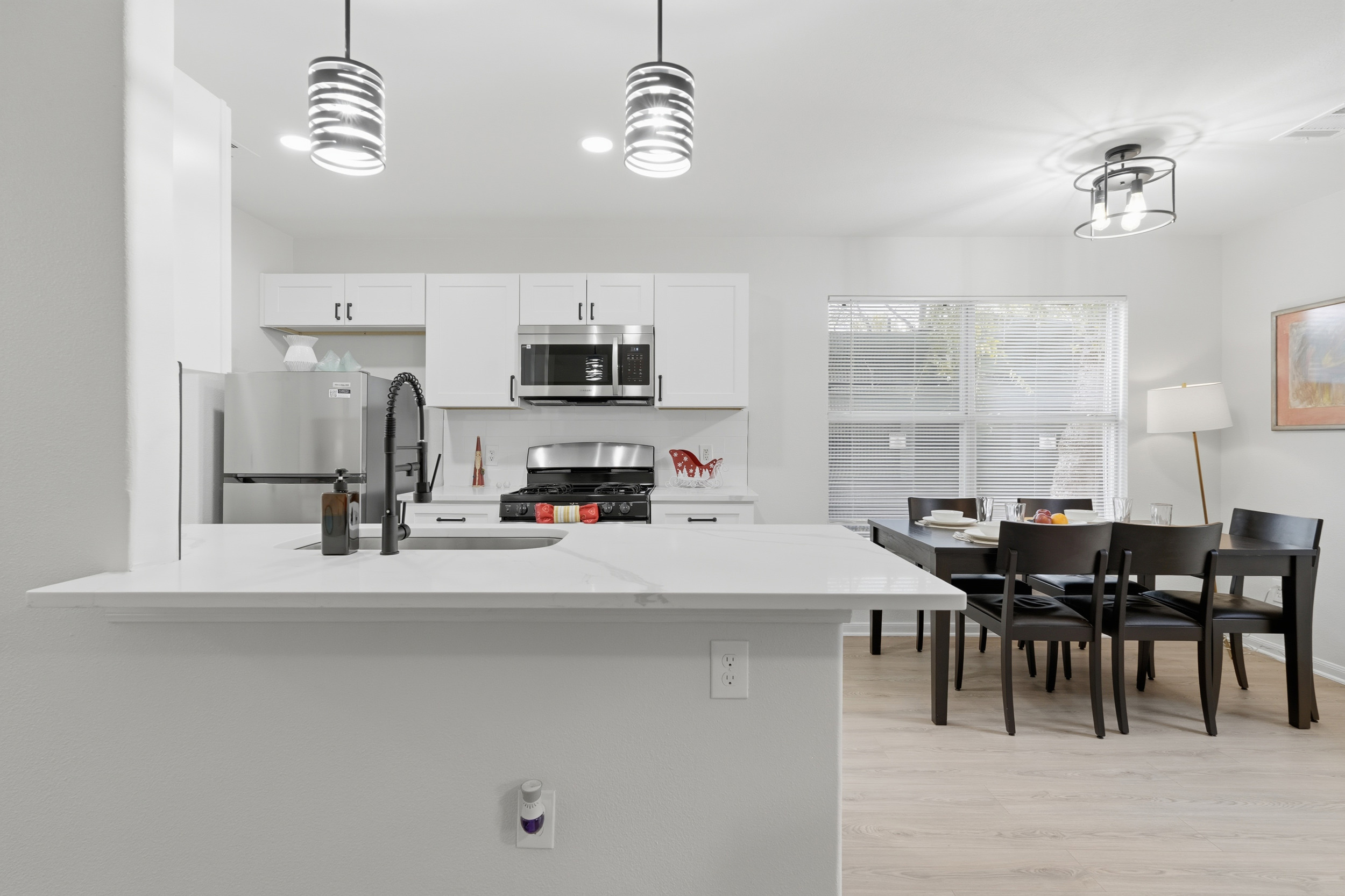 Modern kitchen with everything you need