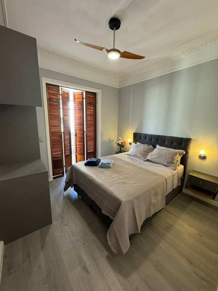 All bedrooms have air conditioning, smart televisions, closets, ceiling fans, new luxury linens, Brazilian and U.S. electrical sockets and USBs.  (Bedroom 5).
