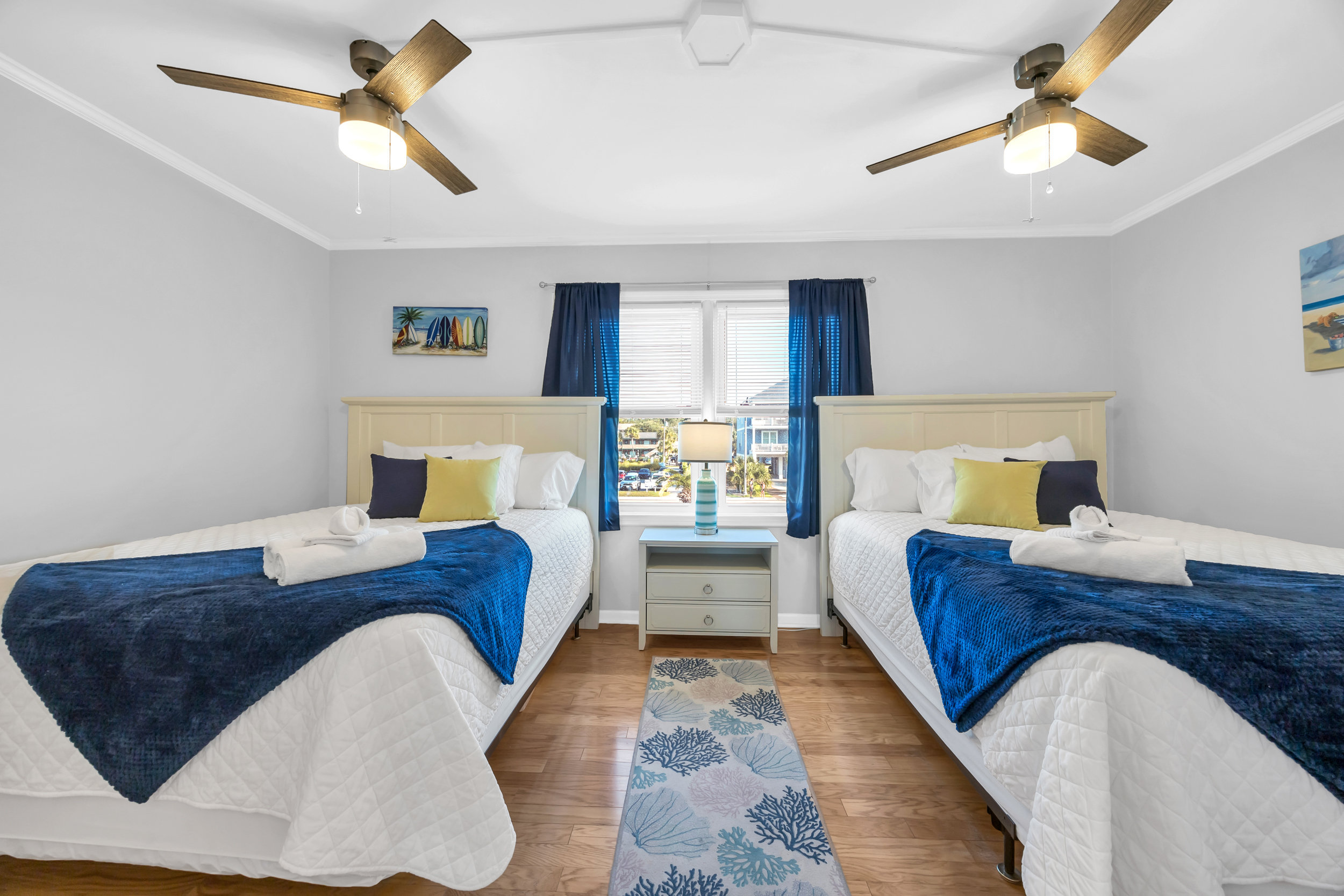 Two queen beds