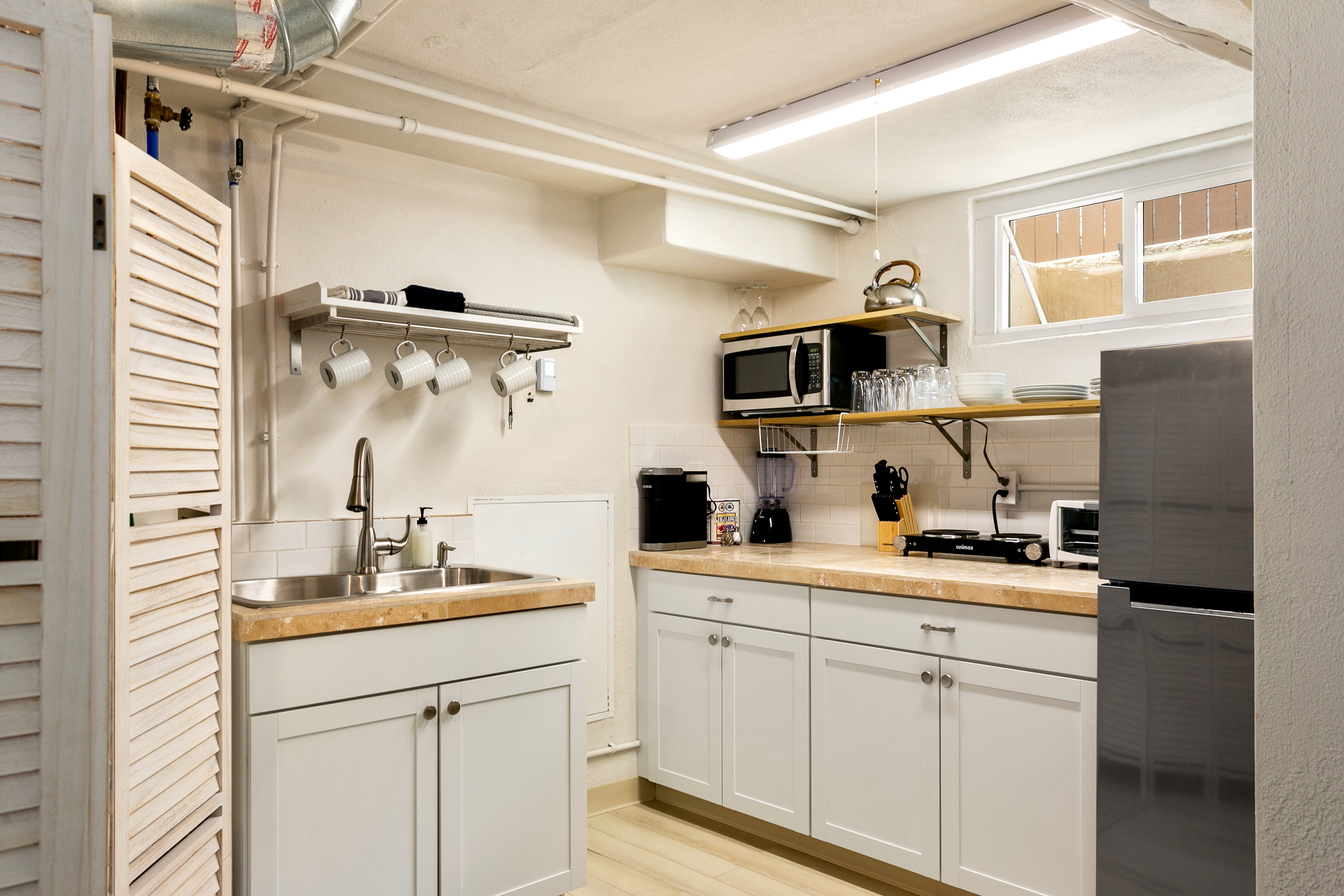 CUTE Studio | Newly Remodeled | Blocks To Downtown 3