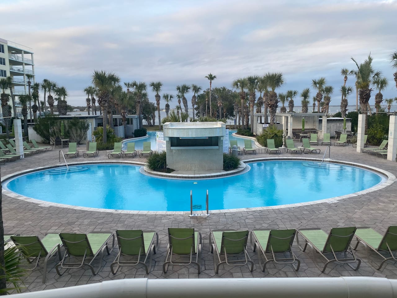 Heated Pool on the Bayside 
