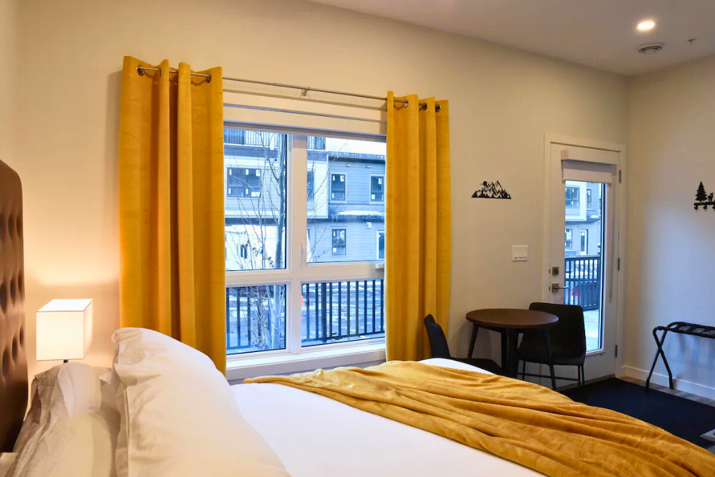 Main Floor Suite 