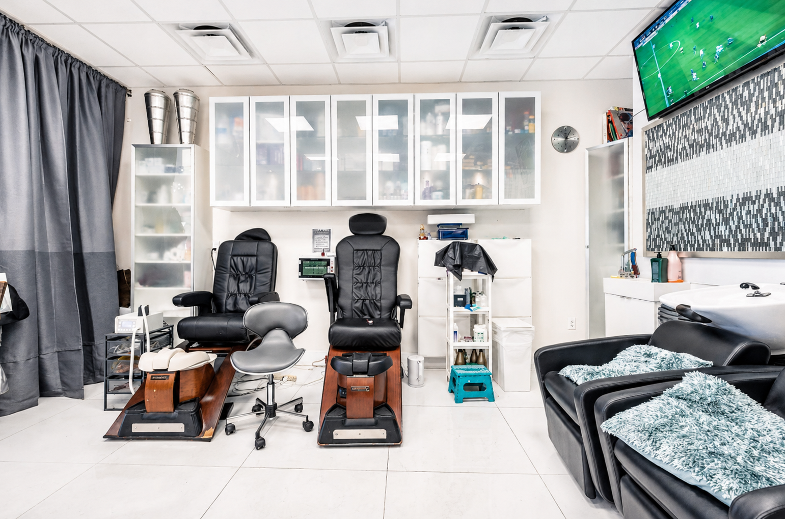 Beauty salon 