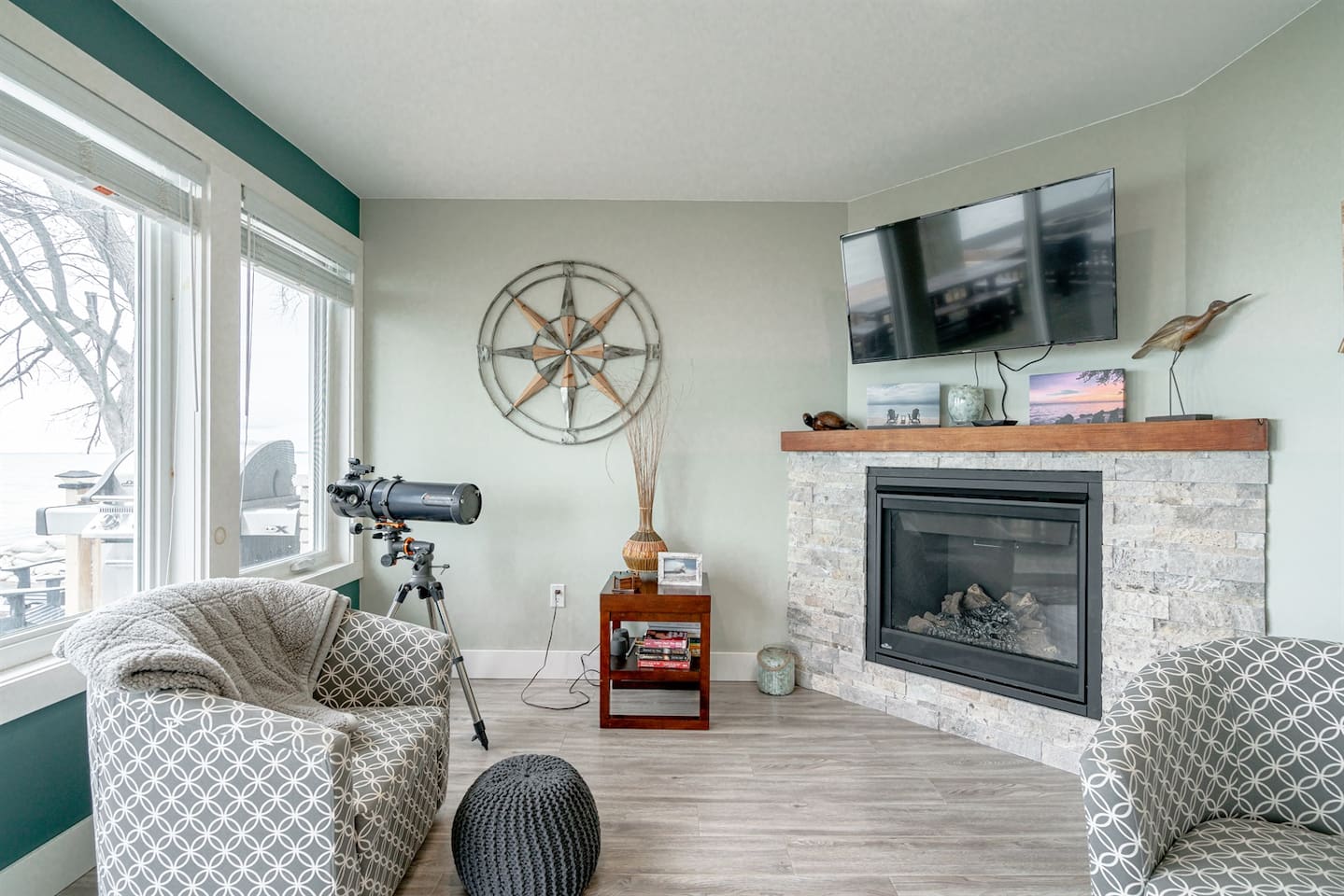 Cozy Living Area With Fire Place