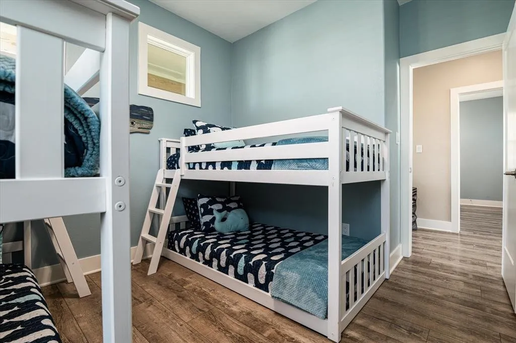 e817e7bc544a40daa0810556e37a710f | Beachhouse | Texas | TX | Vacation Homes | Galveston | Crystal Beach | Kokomo | Breezy Days | Beachfront Elegance | Sunrise Serenity | Southern Sands Property Management, LLC