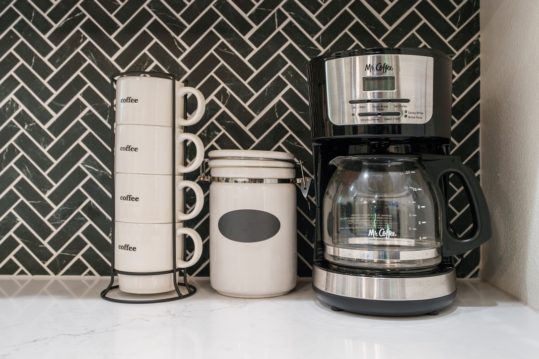 Mt Hood Hideaway Kitchen: coffee beans, coffee maker and grinder provided.