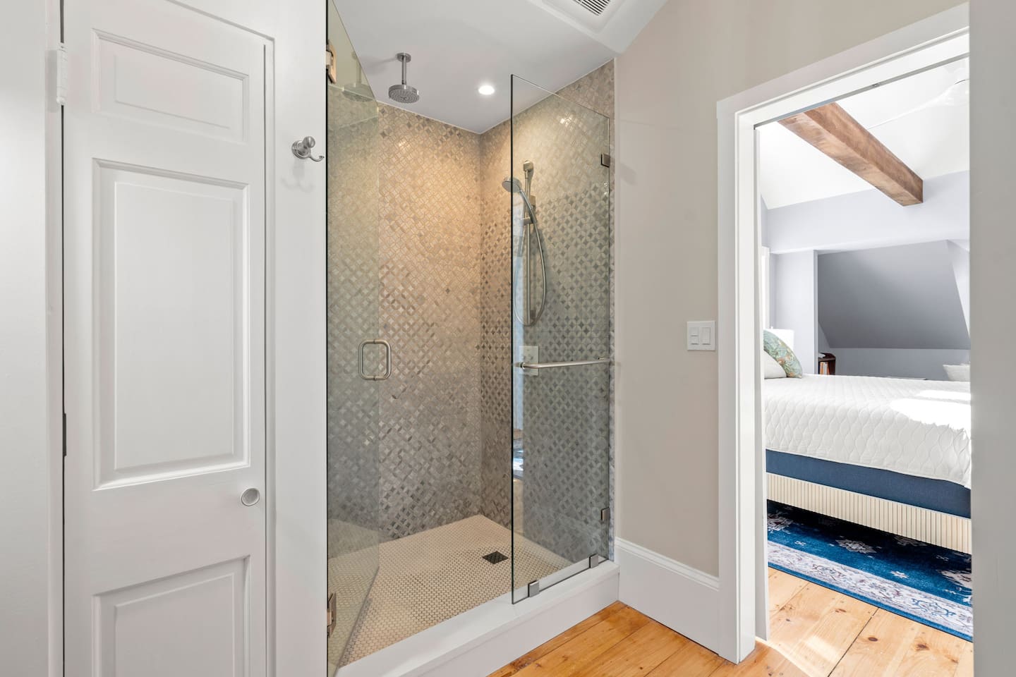Paris Room Ensuite