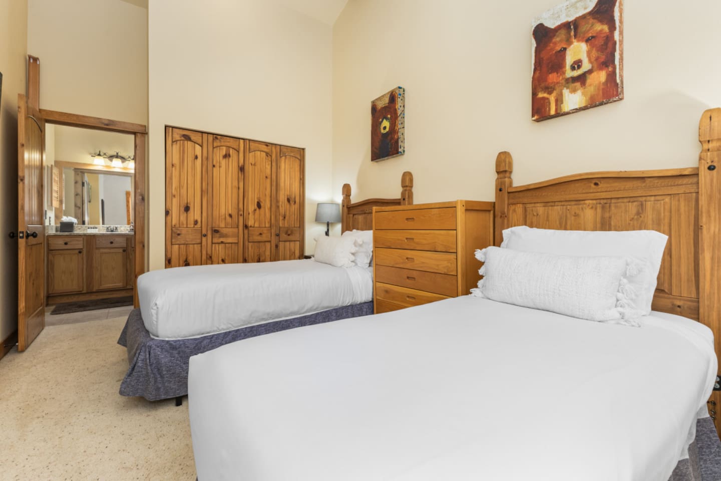 3rd Floor Bedroom #3 |2 Twins