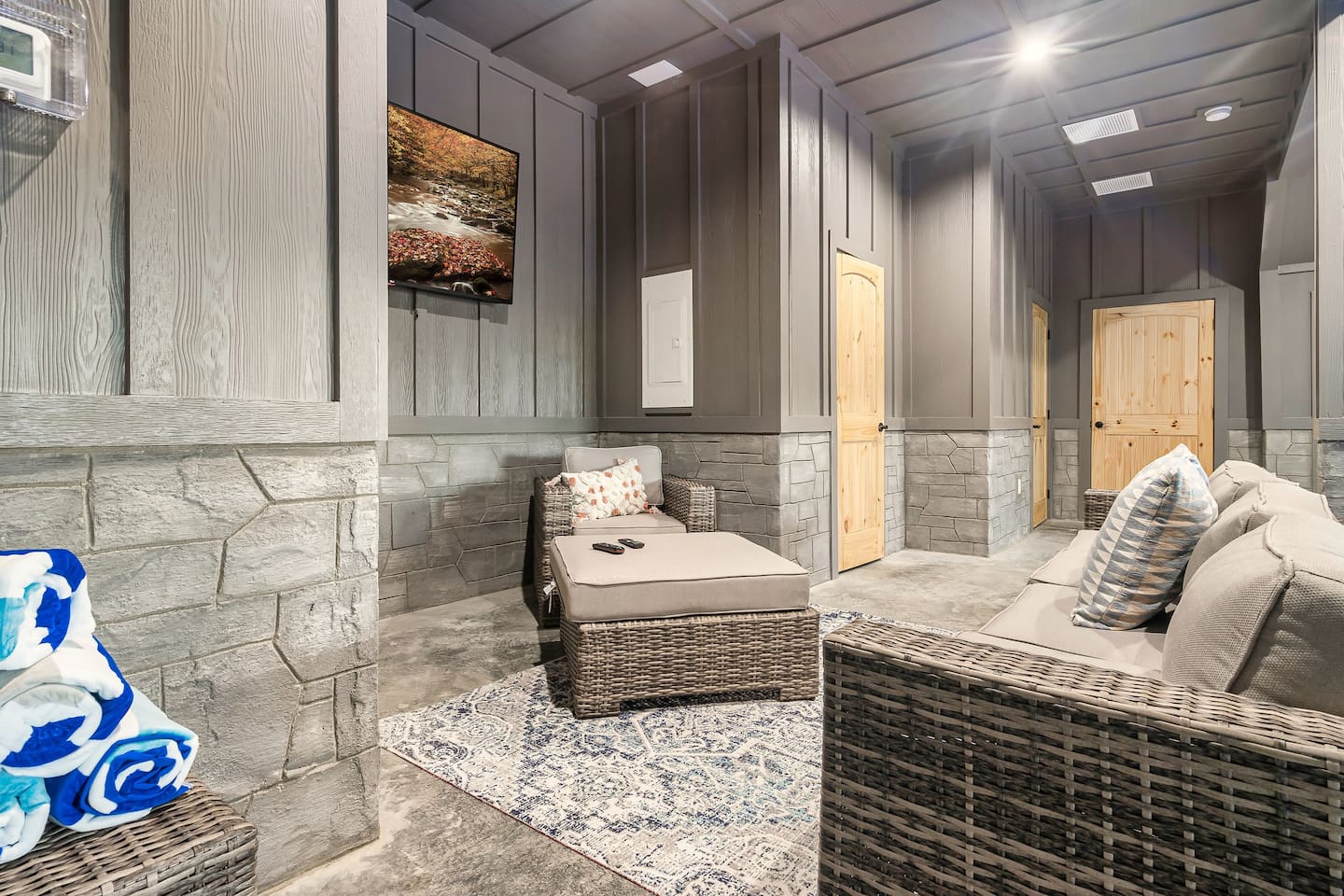 Pool hangout area with cable TV