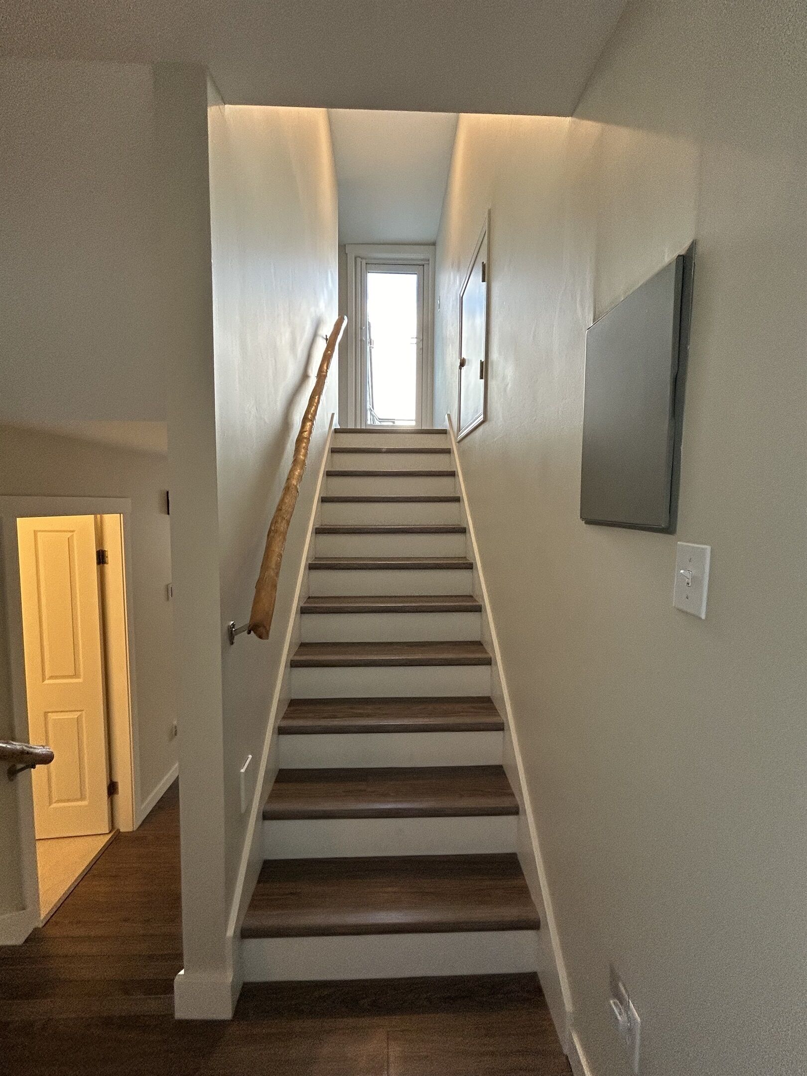 Stairs to loft & 2nd deck!