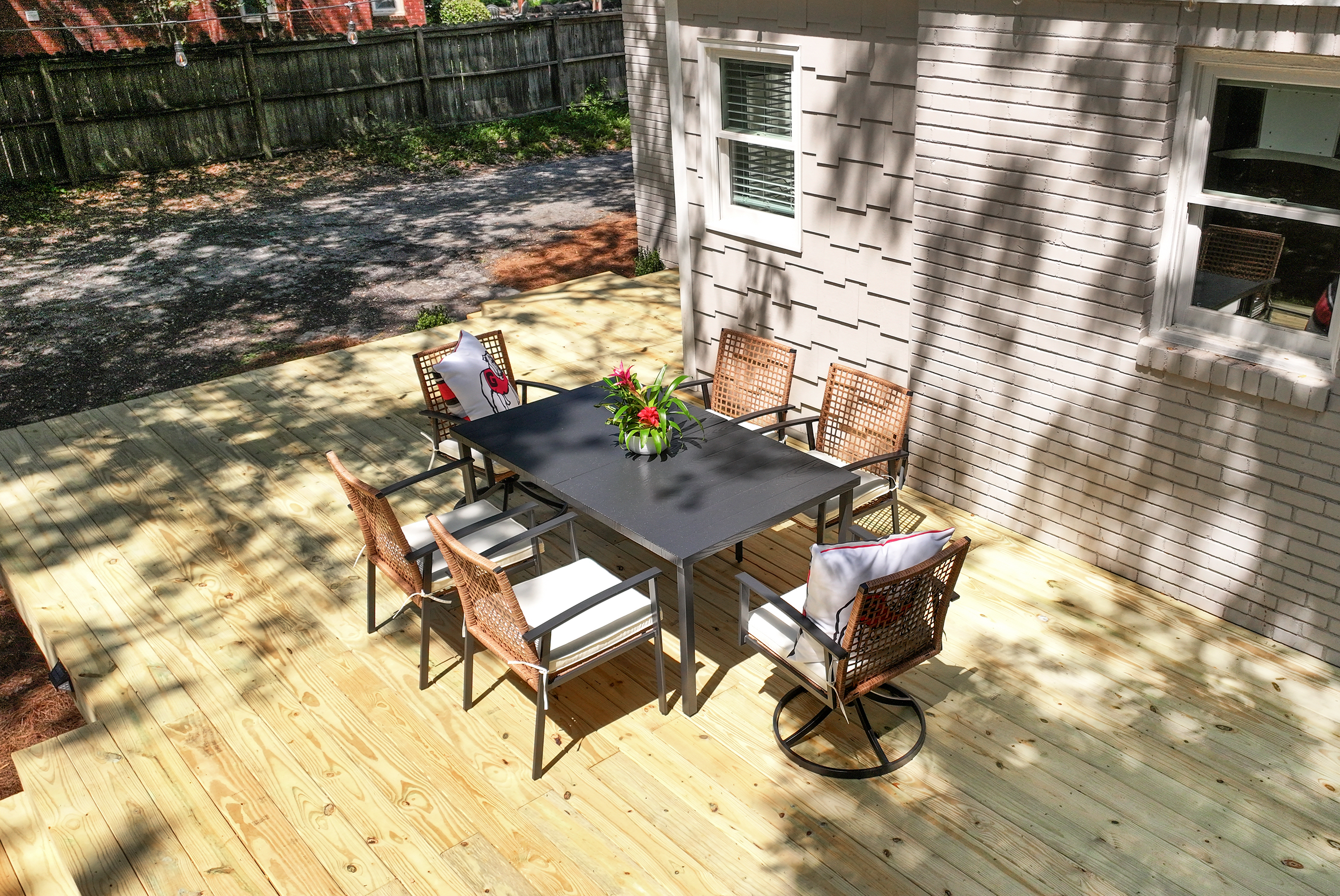 Back deck with dining for 6