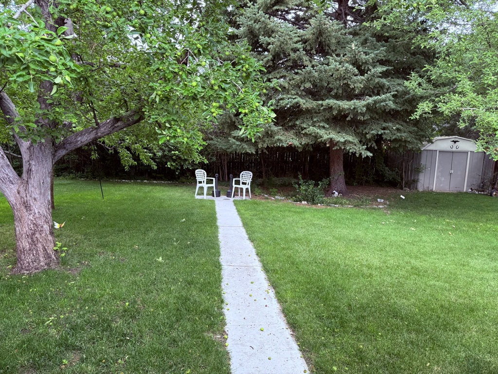 🚬 “A breath of fresh air—with your smoke break.” Enjoy your cigarette in this peaceful garden nook made just for you.