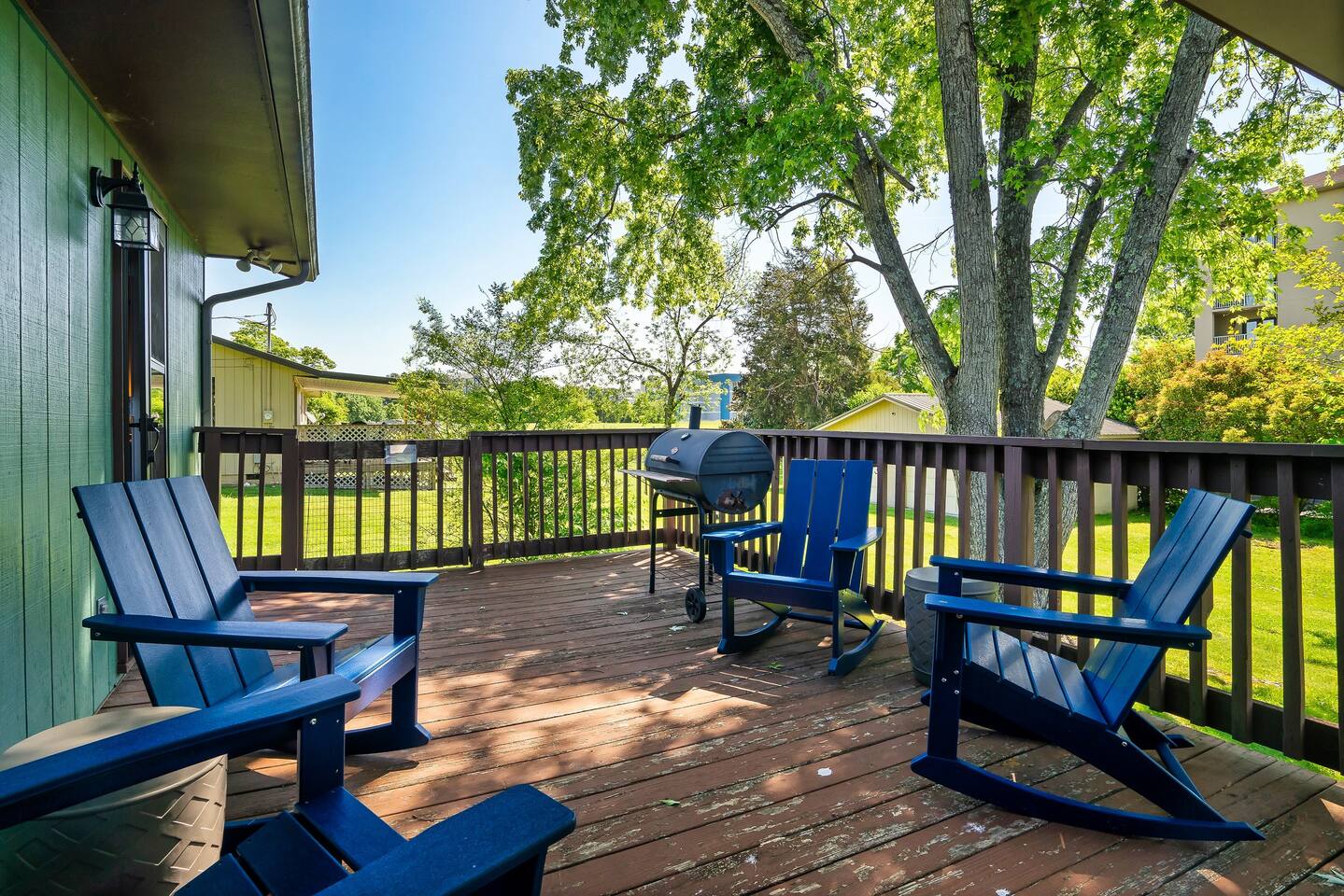 Experience the magic of Pigeon Forge nights from the comfort of your private deck, perfect for stargazing and late-night chats in your rocking Adirondack chairs. #StarryDeckNights