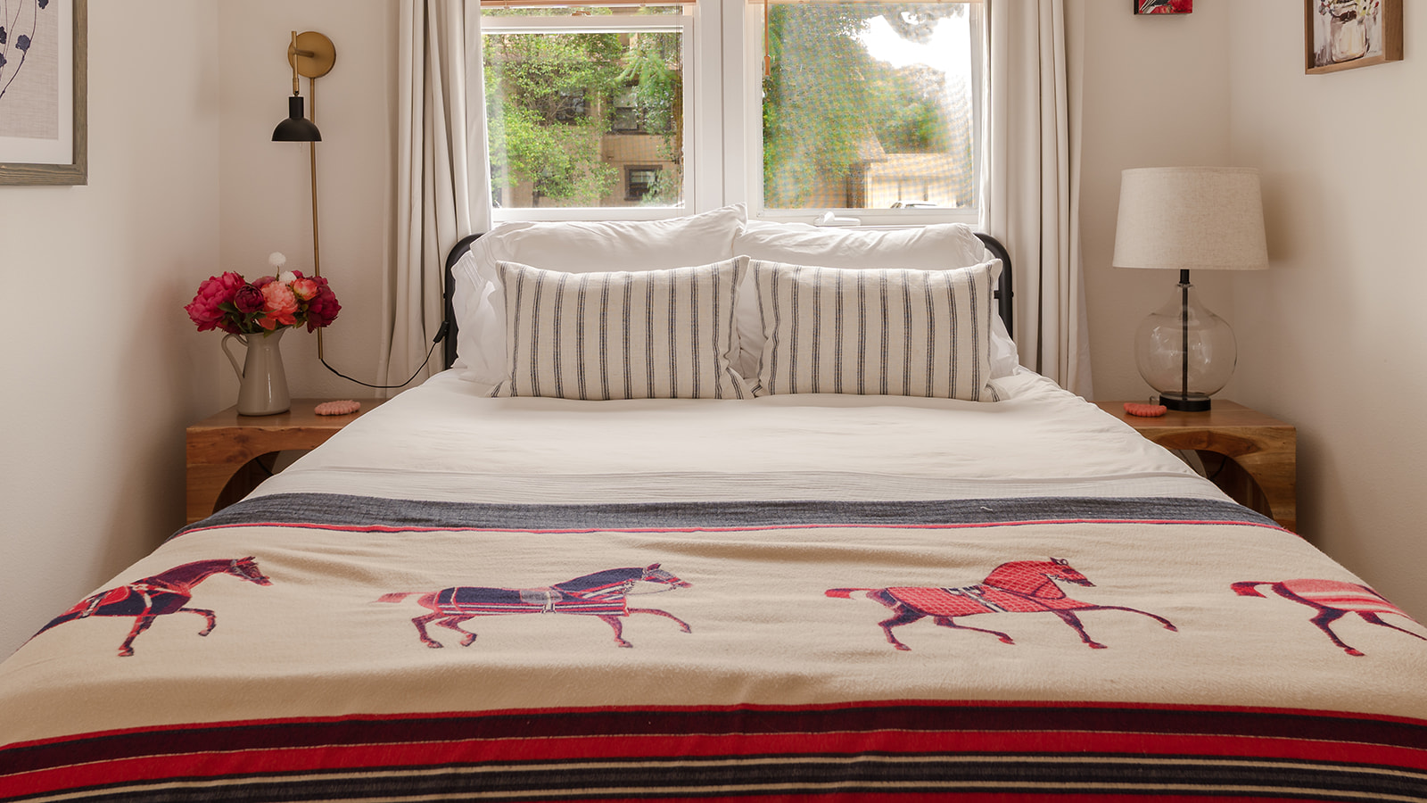 Guest bedroom