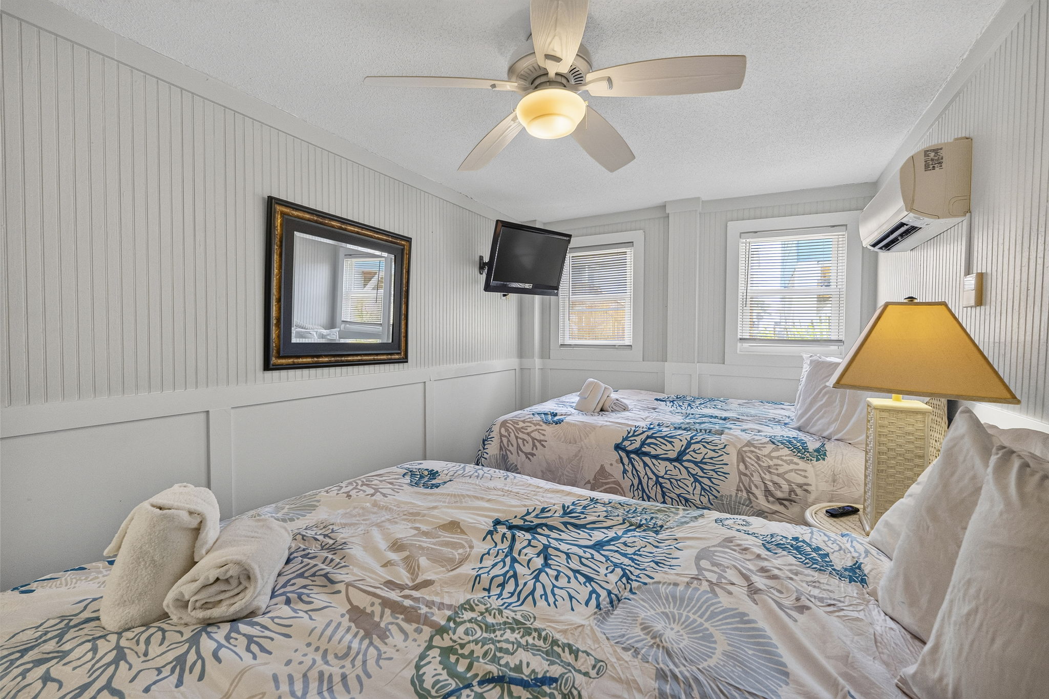 Guest Bedroom in Unit 2 with two Queens