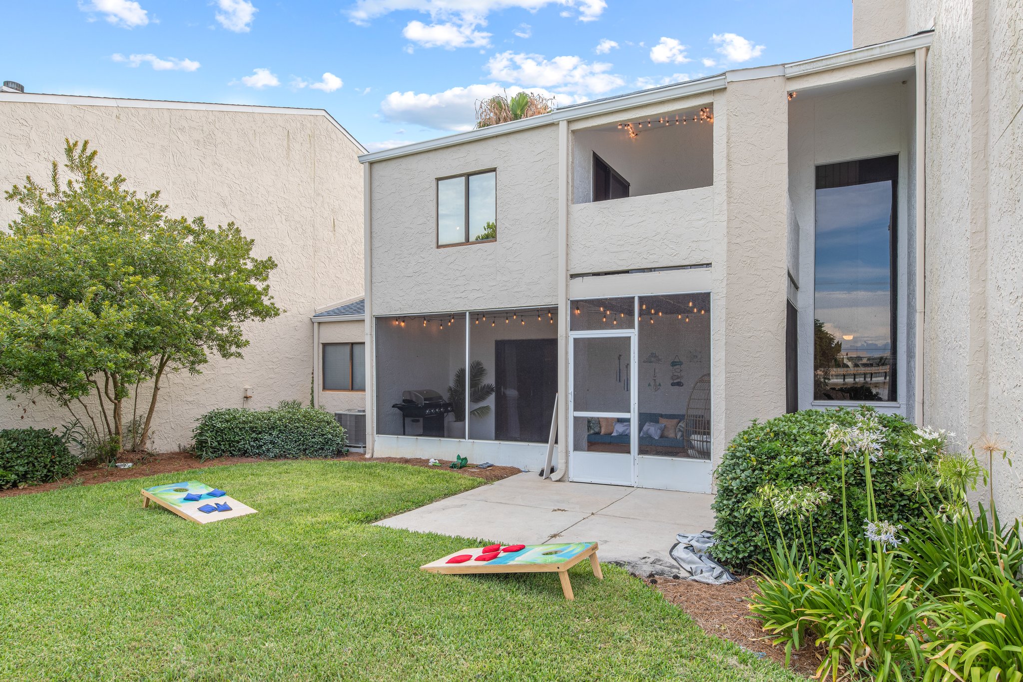 Unlike a condo there's plenty of outdoor space for the kids to run around so you won't feel cooped up. NOTE: private grill no longer available due to fire code