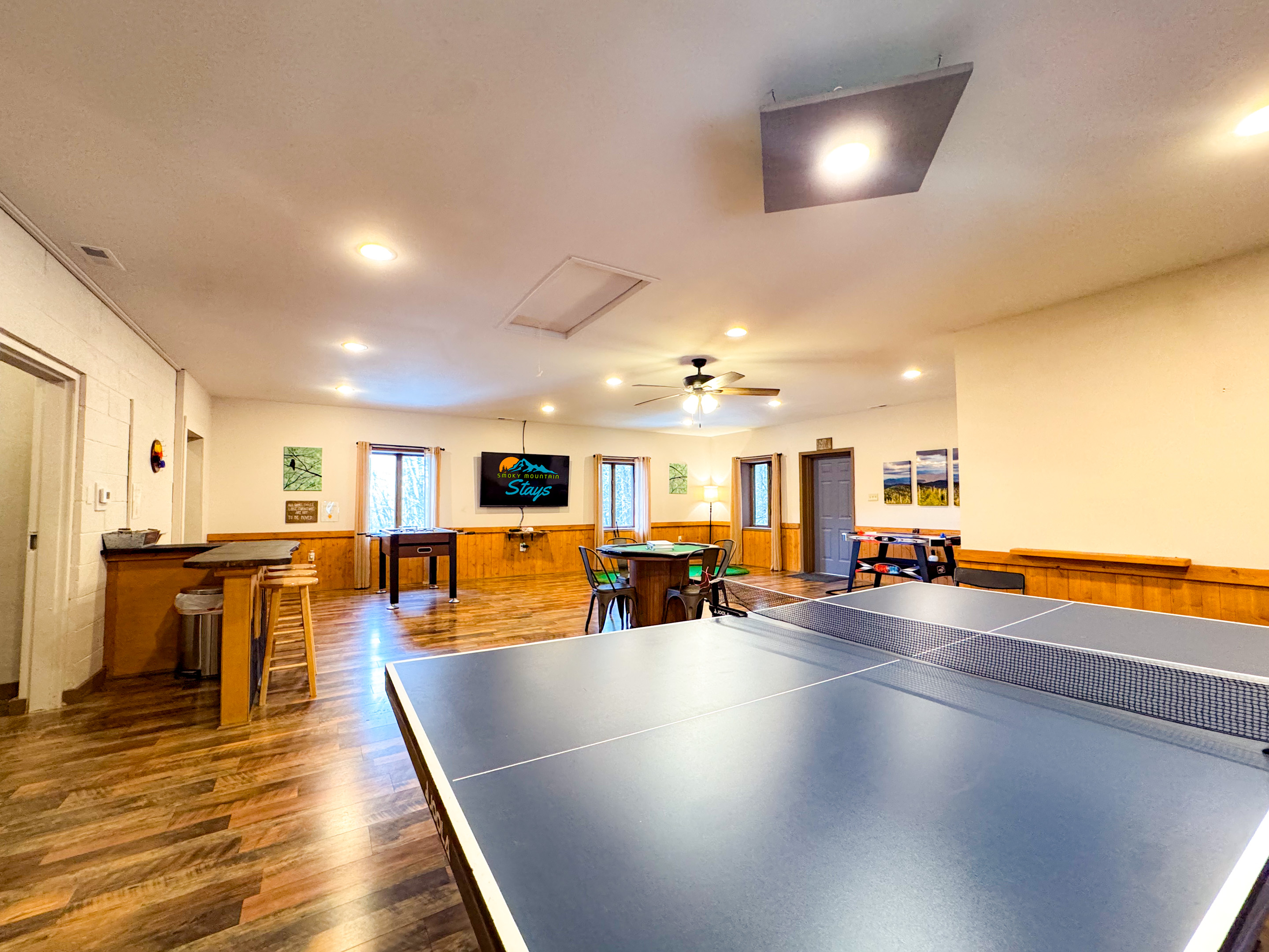 Ping Pong at the Hive