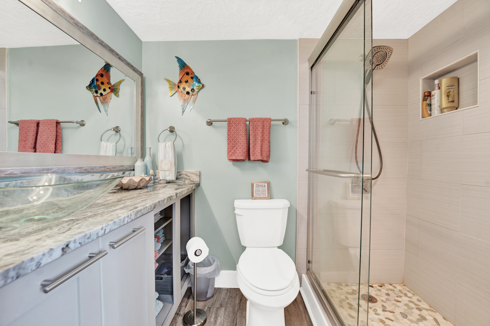 Second Guest Room Ensuite Bathroom