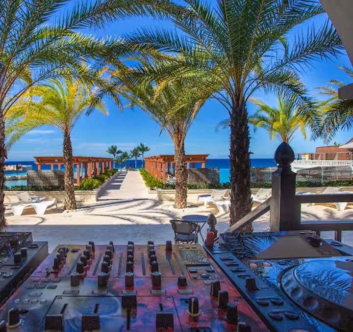 Santa Fe Restaurant and resort - Entry fee