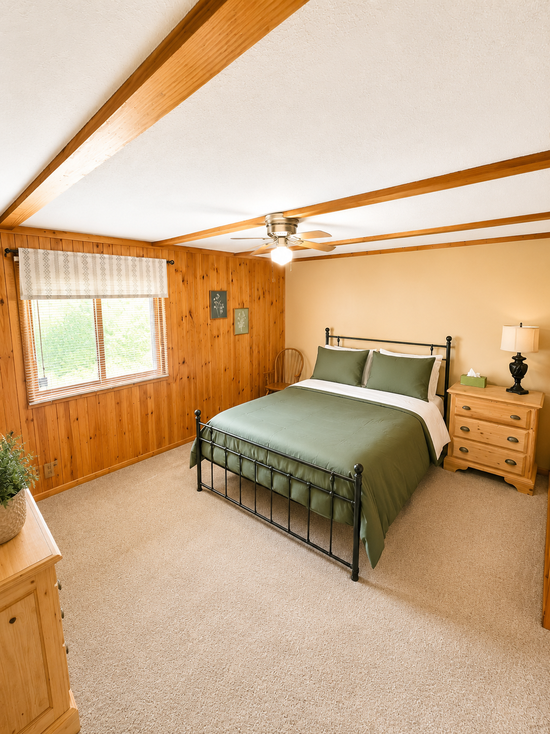 Queen Bedroom