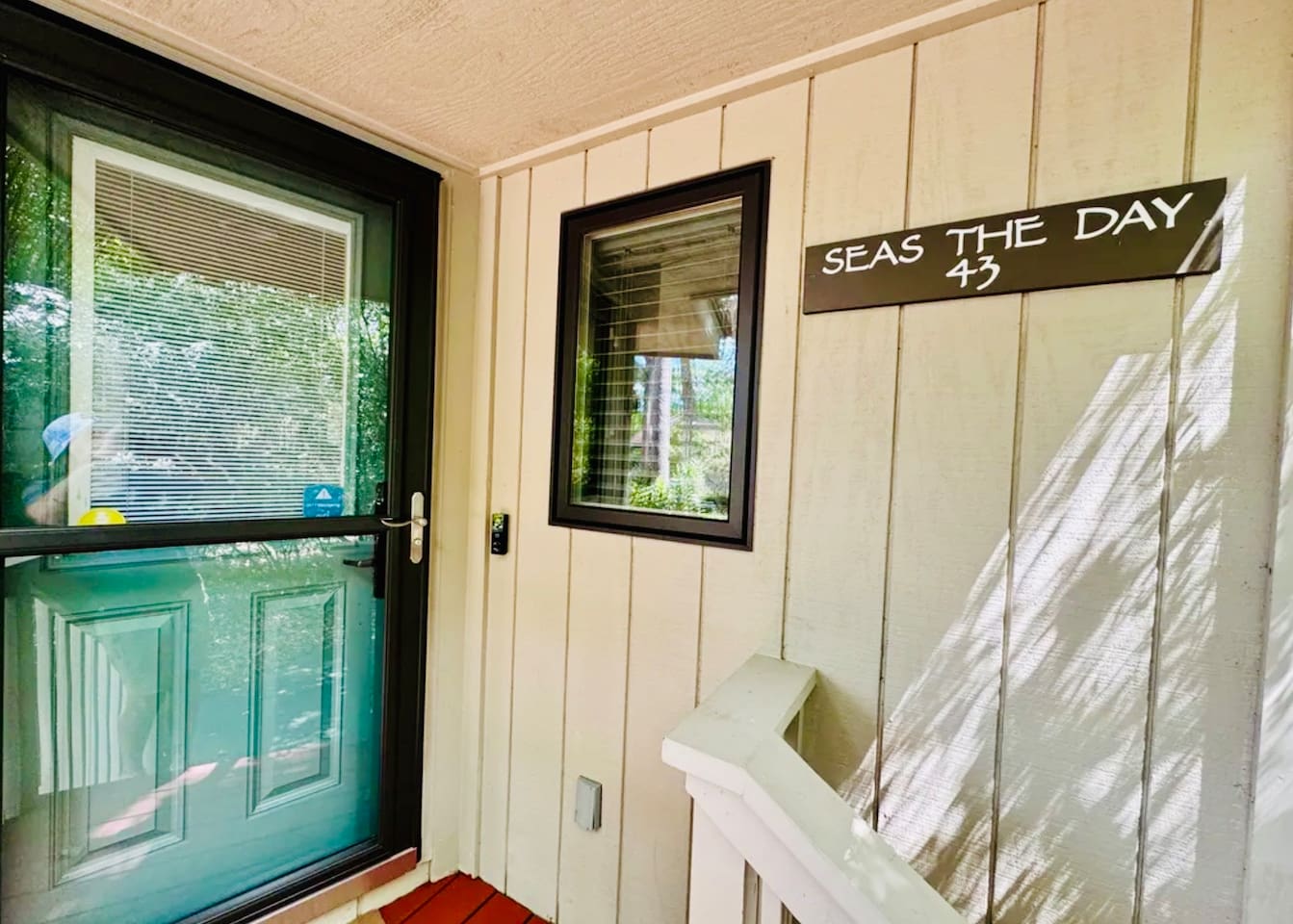 Front door of Seas the Day