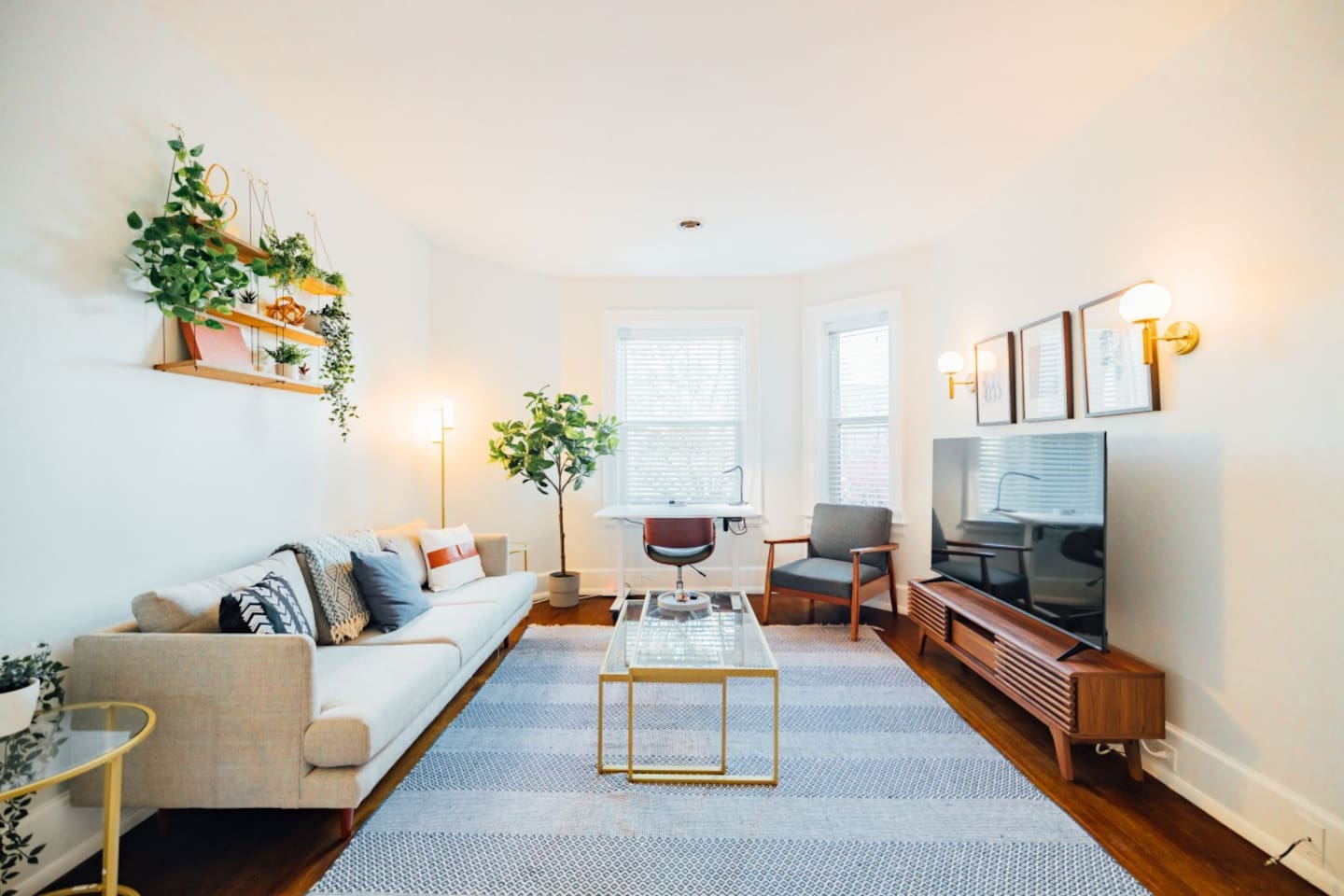 The beds were comfortable and it was also pretty quiet, especially at night, even though it's next to a major road. Also, this is the first place we've stayed that had a proper desk for any remote work. - Susanne, 5 Star Review