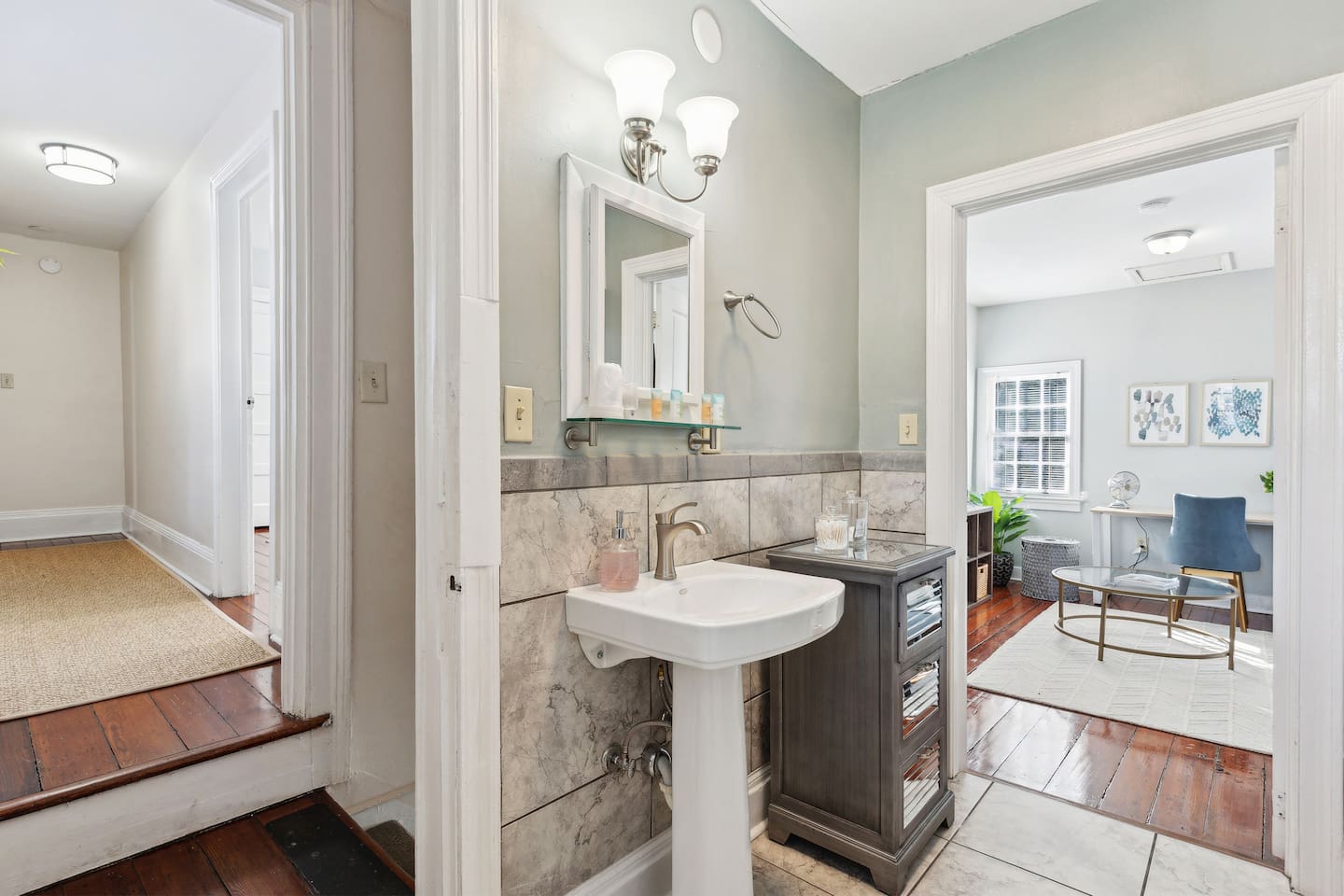 Full sized en-suite semi-private attached bathroom for bedroom #4