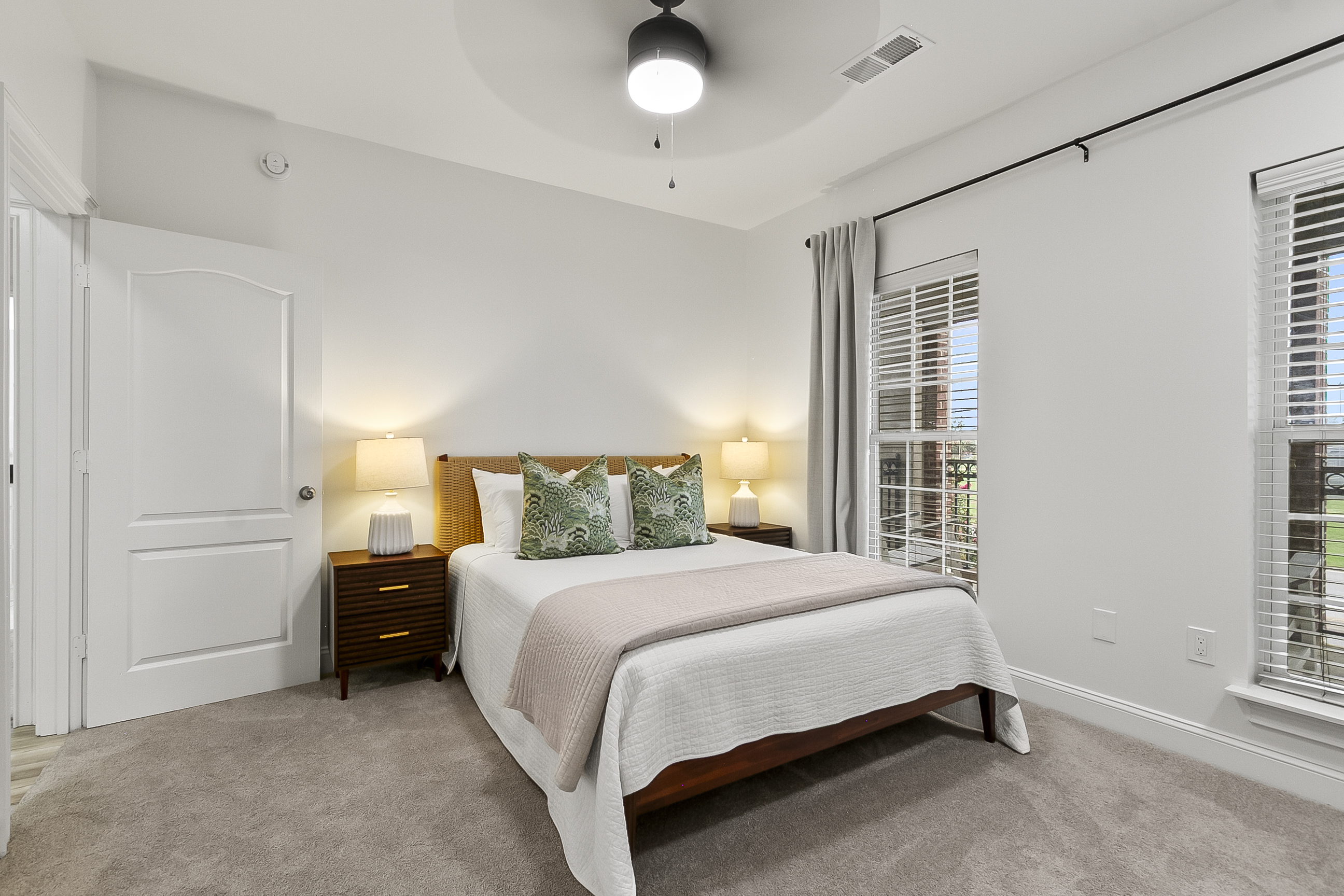Queen Bedroom 2