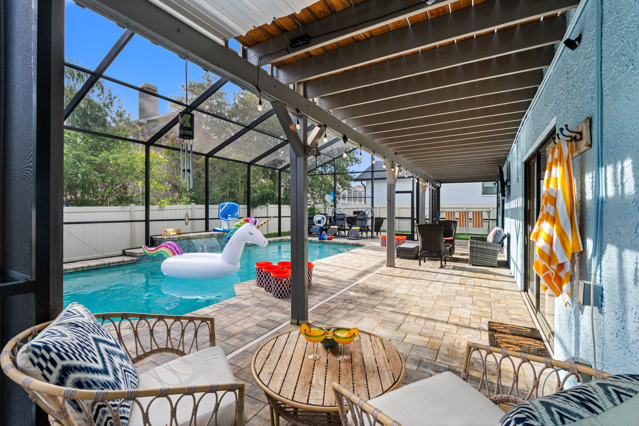 Start your day with a dip and end it with drinks on the patio. With plenty of seating and an inviting layout, this space is perfect from sunrise to sunset.