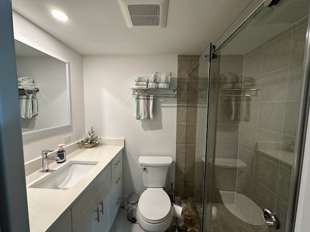 Fully Remodeled Guest Bath