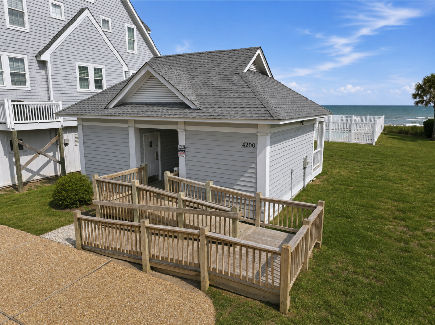 Enjoy easy access to the oceanfront community pool, located just a short walk away and complete with convenient poolside bathrooms.