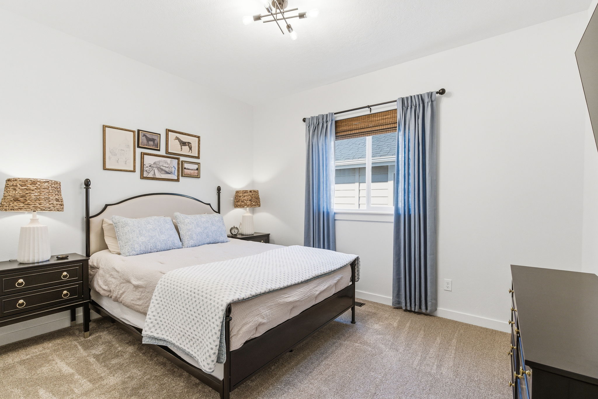 End the day in a room designed for true relaxation. Soft linens, timeless furnishings, and a peaceful atmosphere create the perfect retreat after every adventure