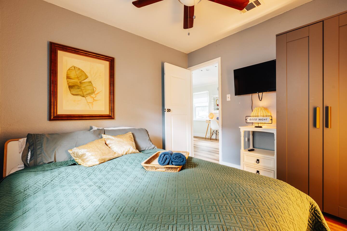 Bedroom