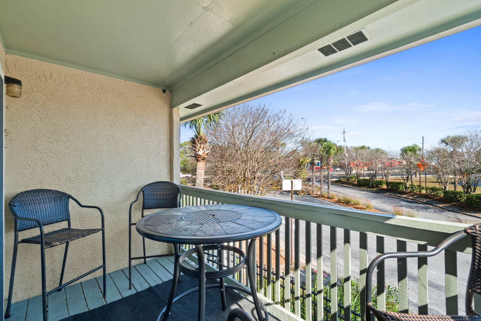 Balcony with Table and Outdoor Seating