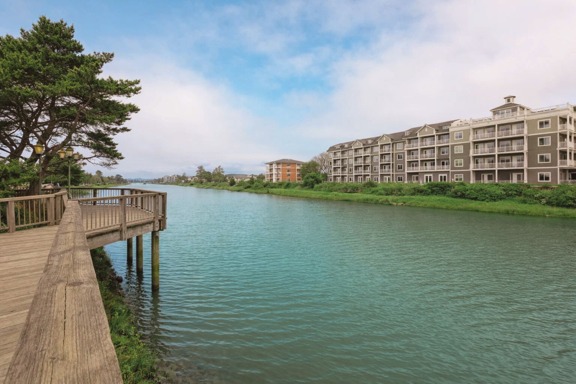 Views of the Necanicum river right across from the condo complex