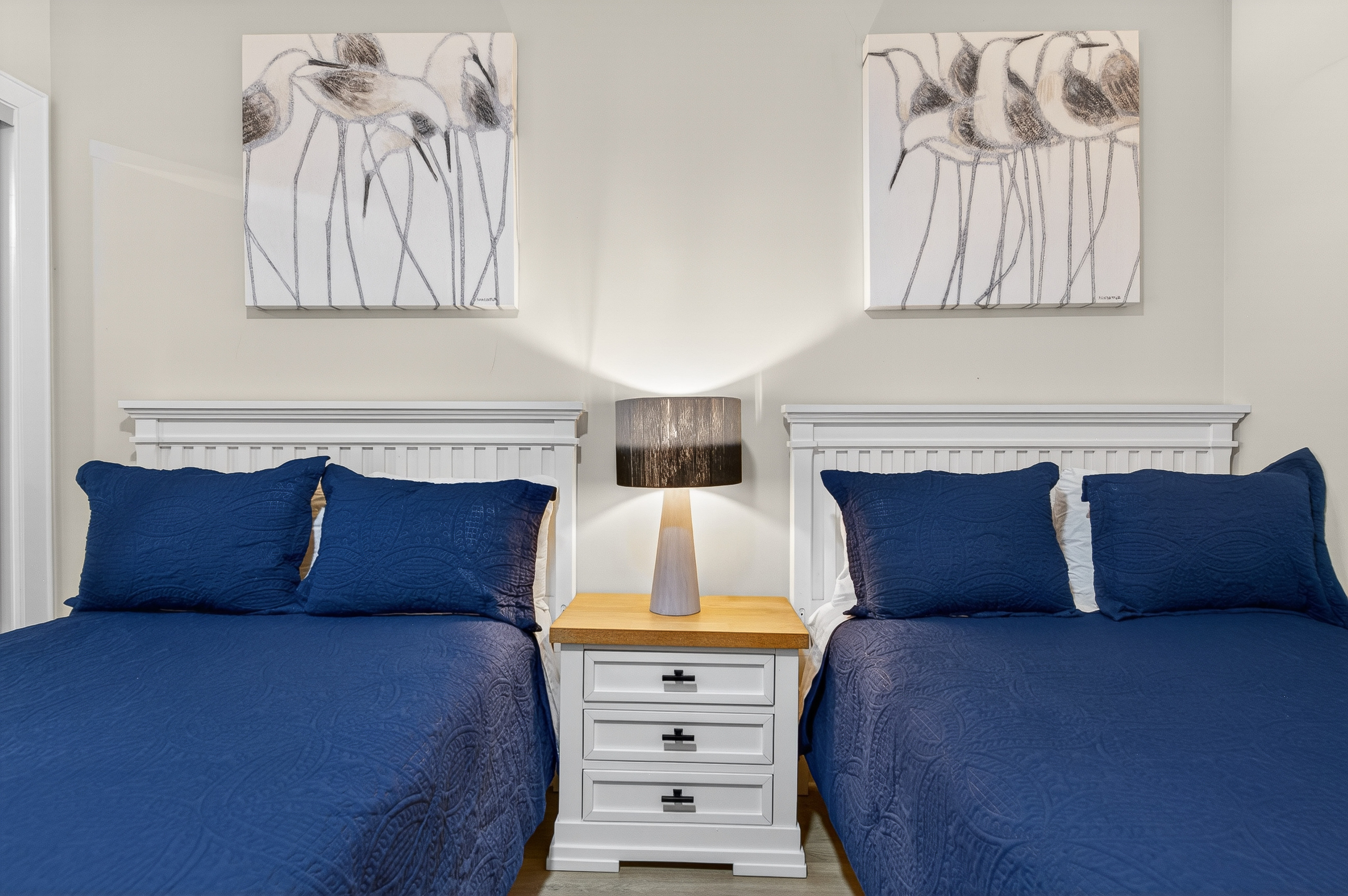 Third bedroom, two full beds