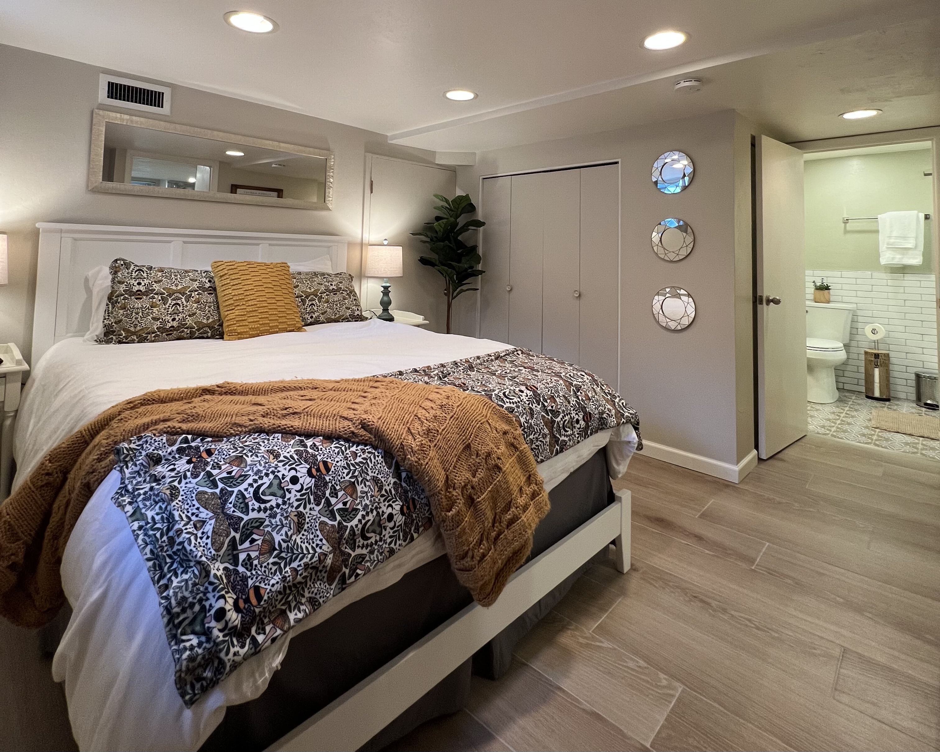 Unwind in your cozy, modern suite—the perfect private retreat for your Prescott getaway.