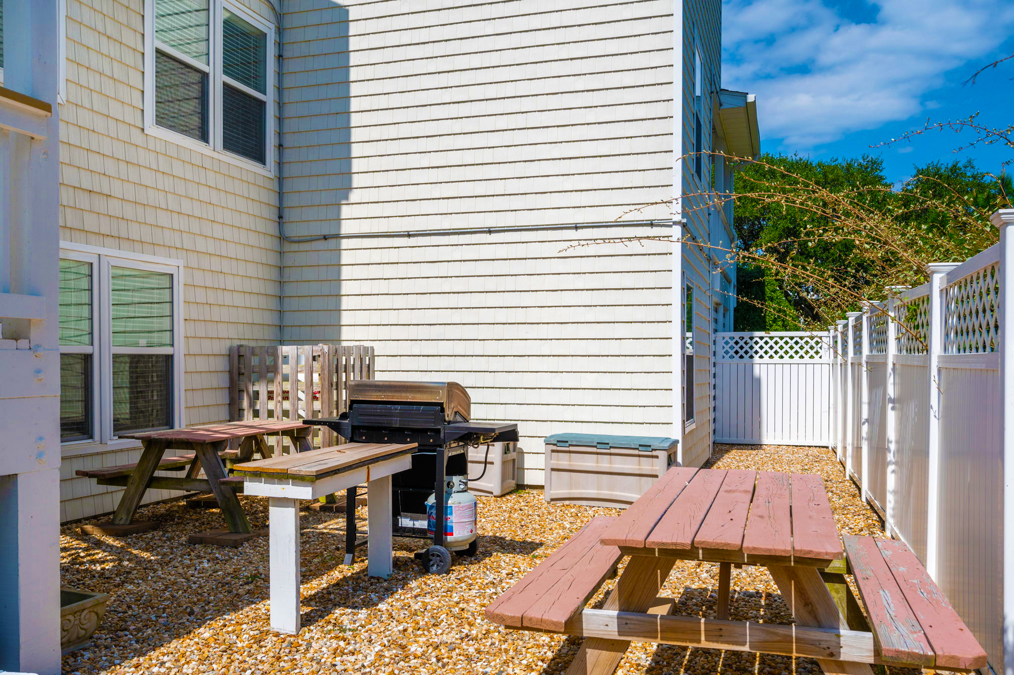 Soundside Pearl — Private Pool (2)