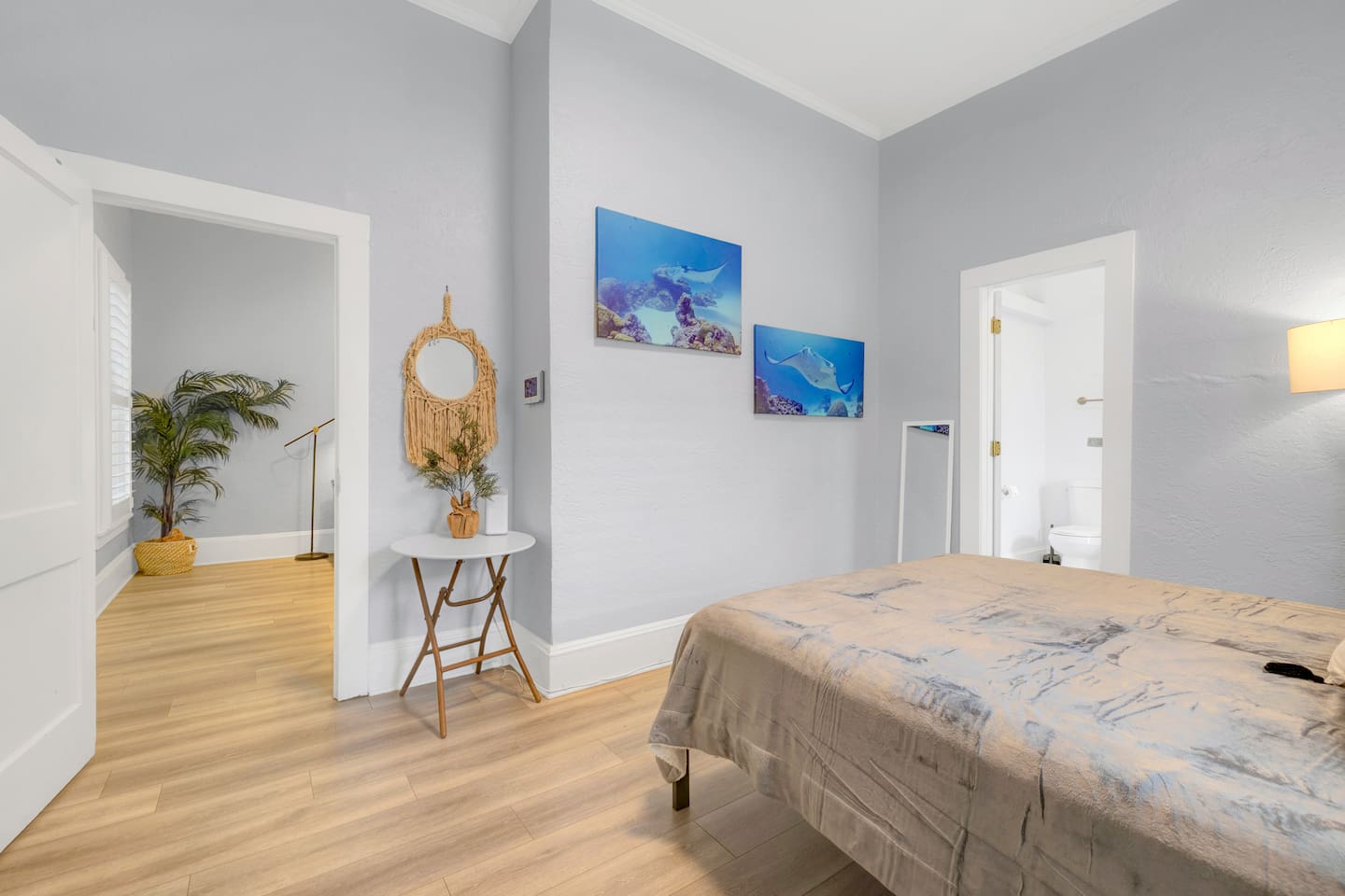 Bedroom