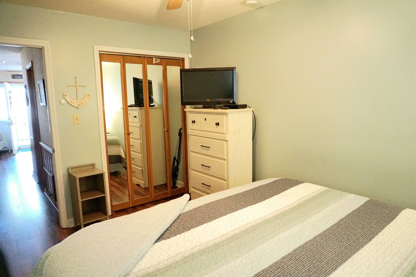 Bedroom 1 w/ Cable TV