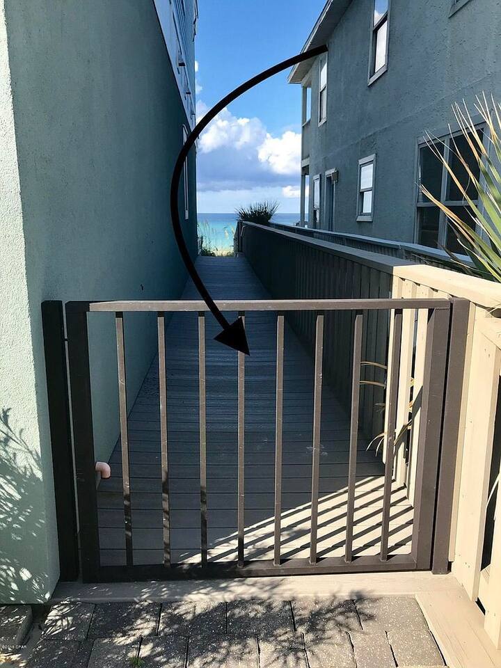This gate is the entrance to the private beach.