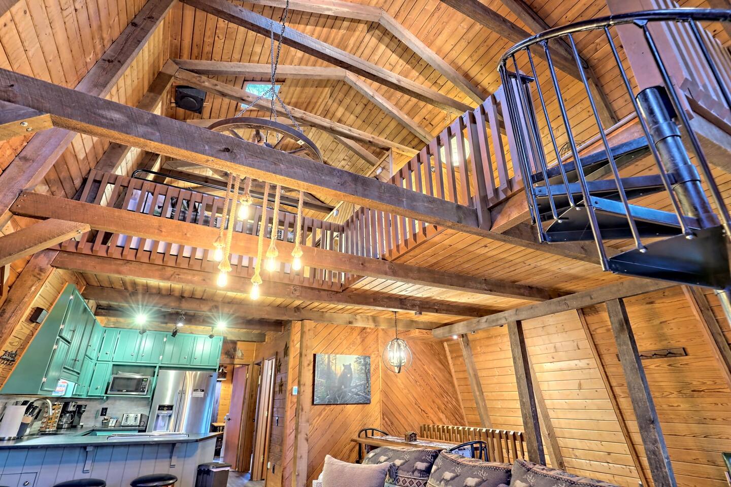 View to the 3rd floor inside