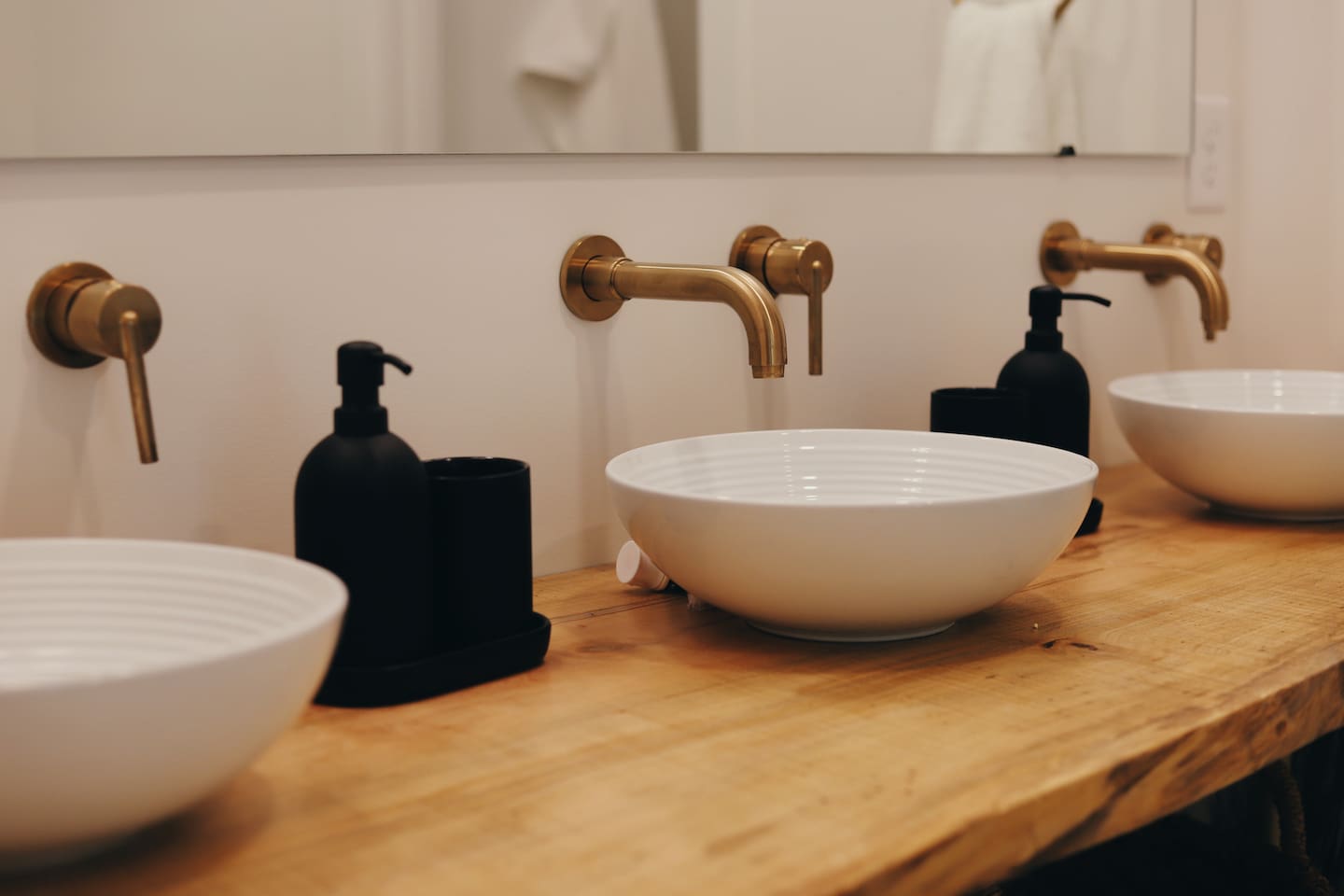 Sinks with lots of space for getting ready